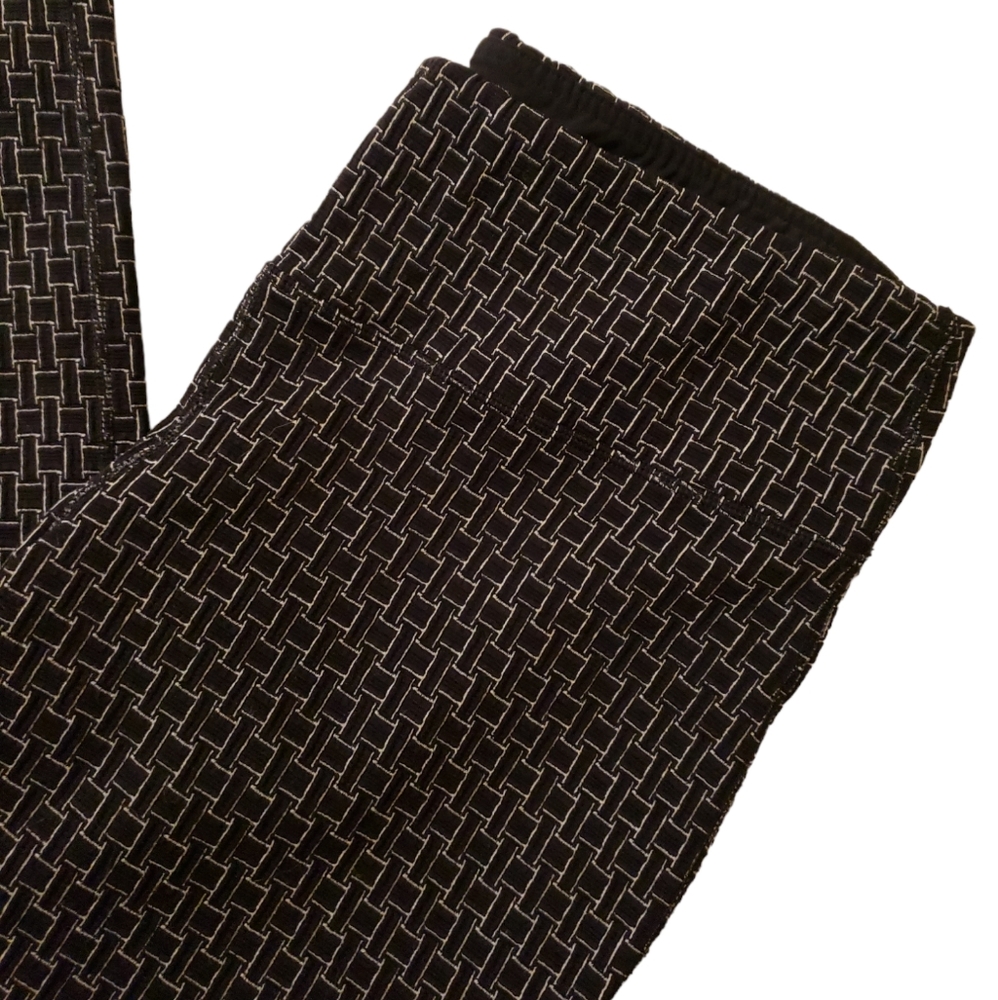 NWOT Vicinity Illusion Ponte Pant Leggings
